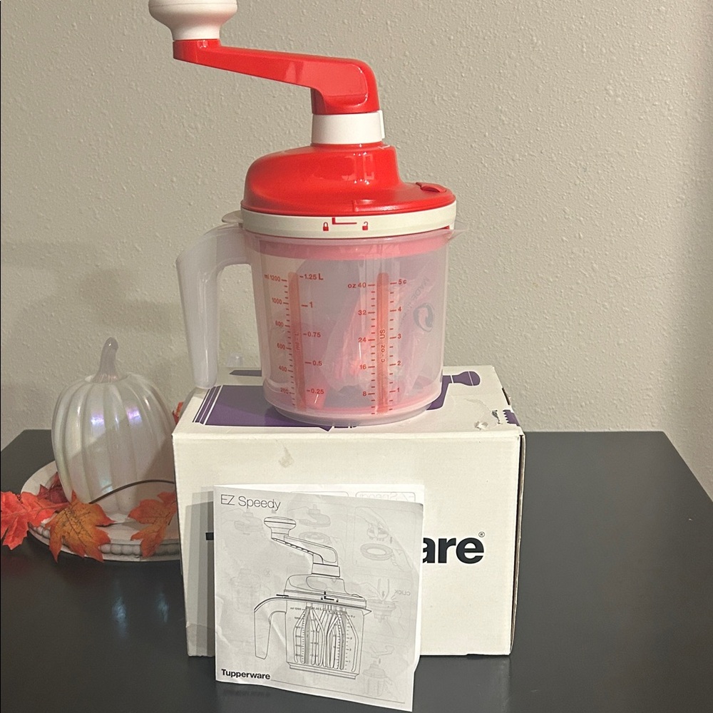 Tupperware Red and White EZ Speedy Mixer